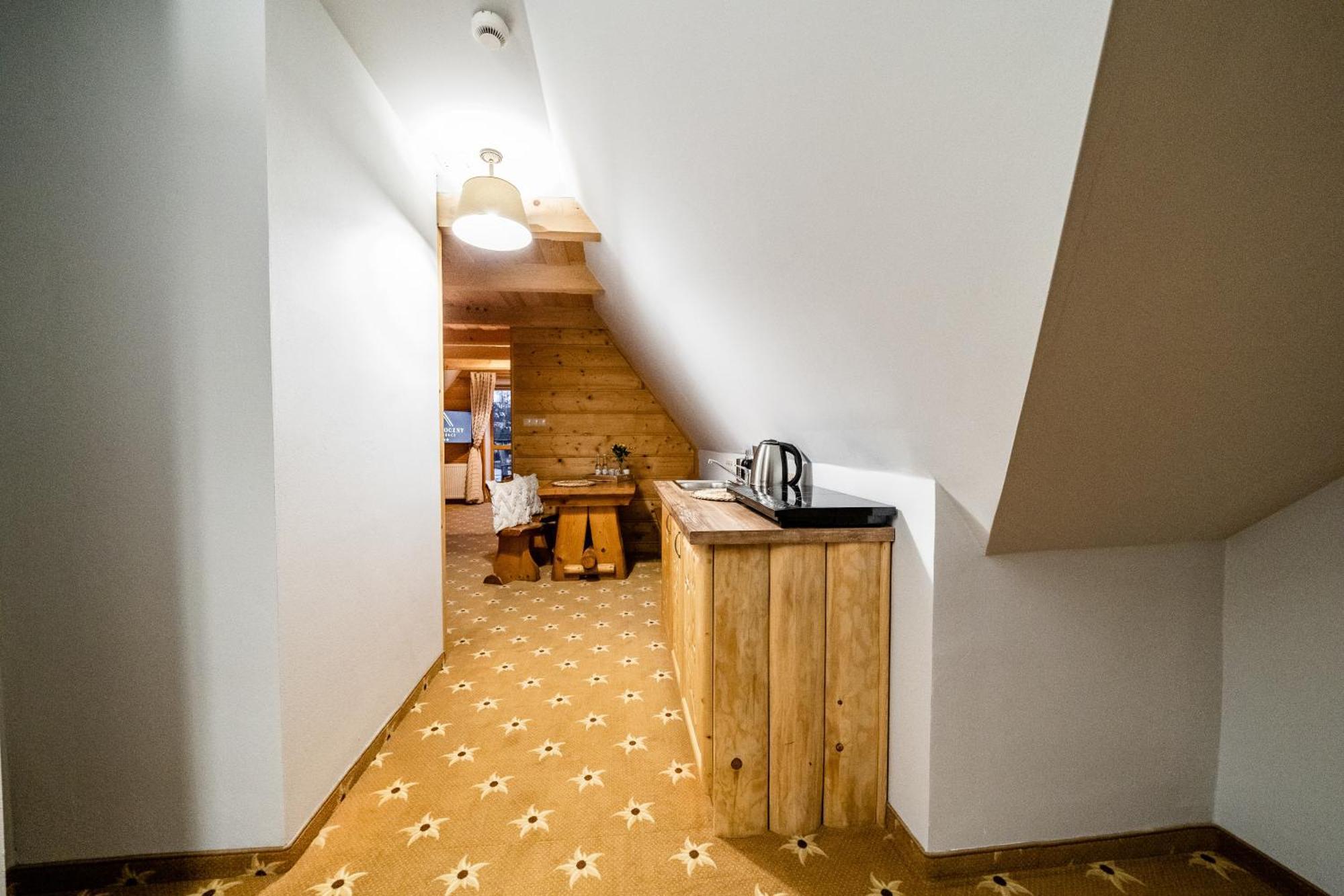 Zapotoczny Residence Zab Bagian luar foto